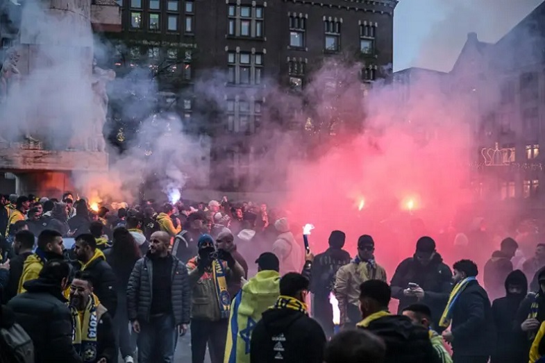 Affrontements entre supporters de football à Amsterdam
